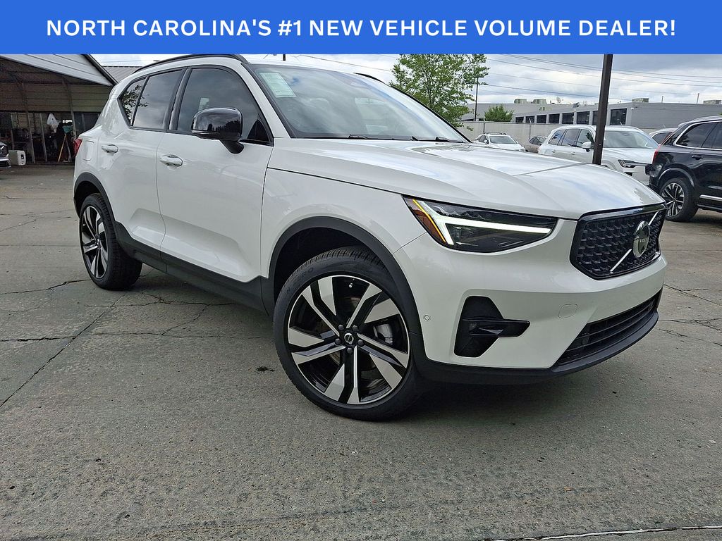 Crystal White 2026 Volvo XC40 SUV / Crossover All-Wheel Drive Automatic
