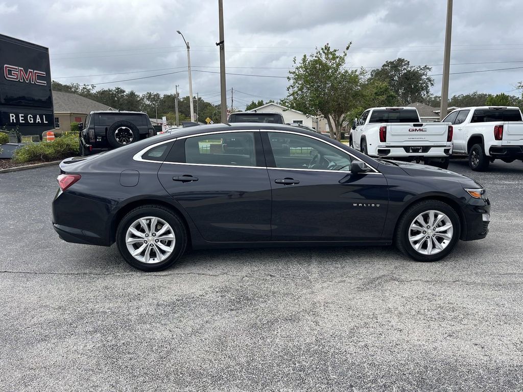 2022 Chevrolet Malibu LT 4