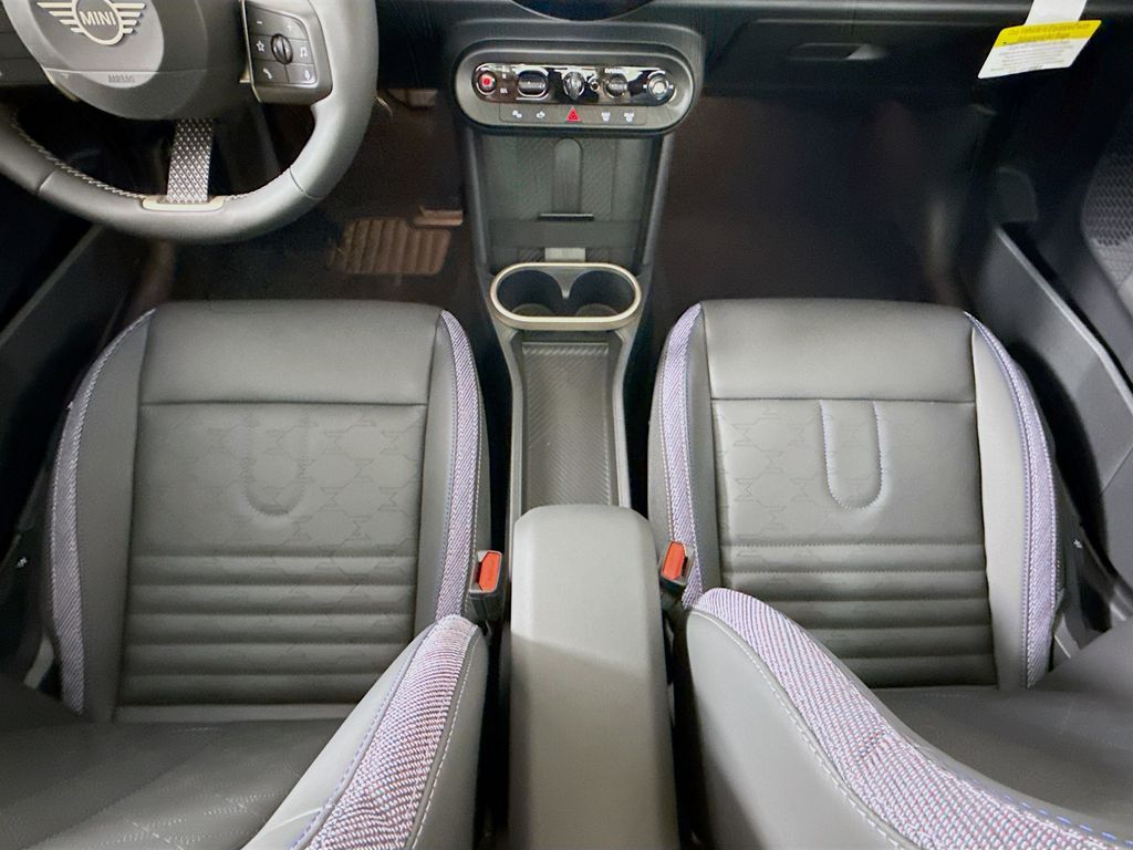 Thumbnail: 2026 MINI Cooper - 18