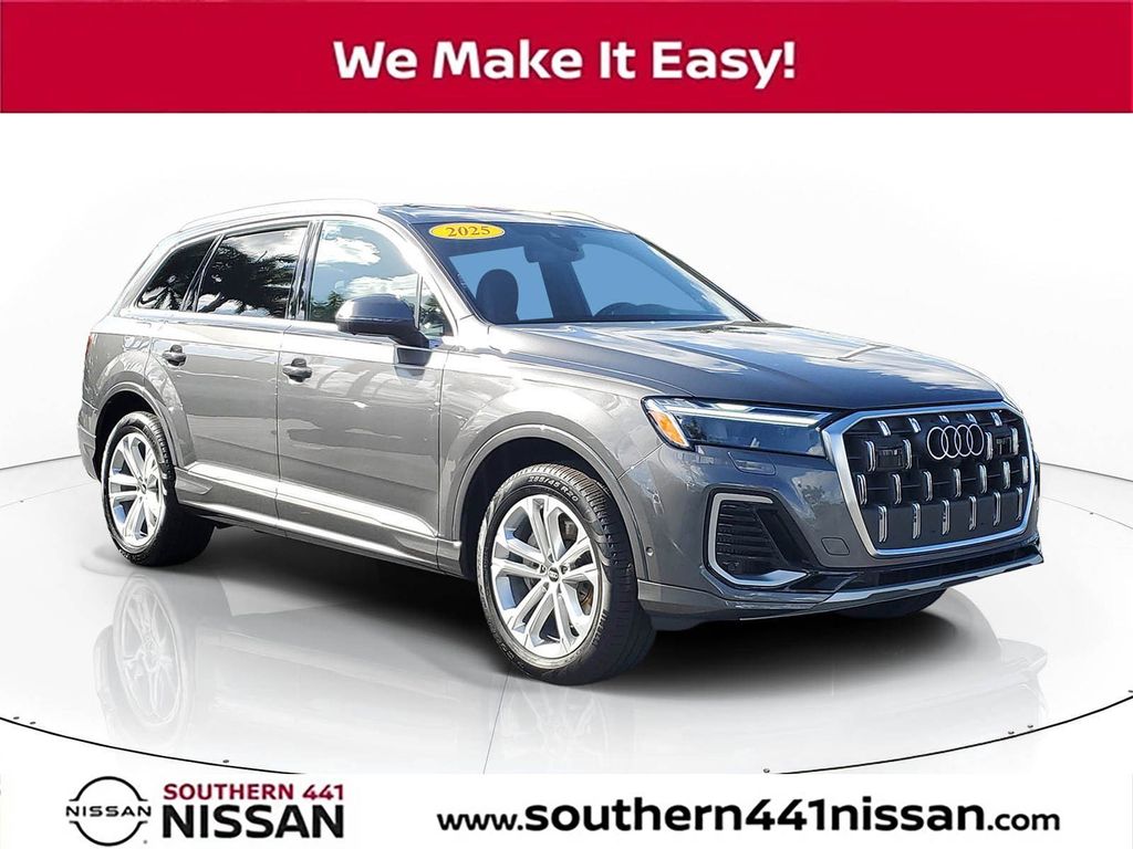 2025 Audi Q7 quattro Premium 55 TFSI