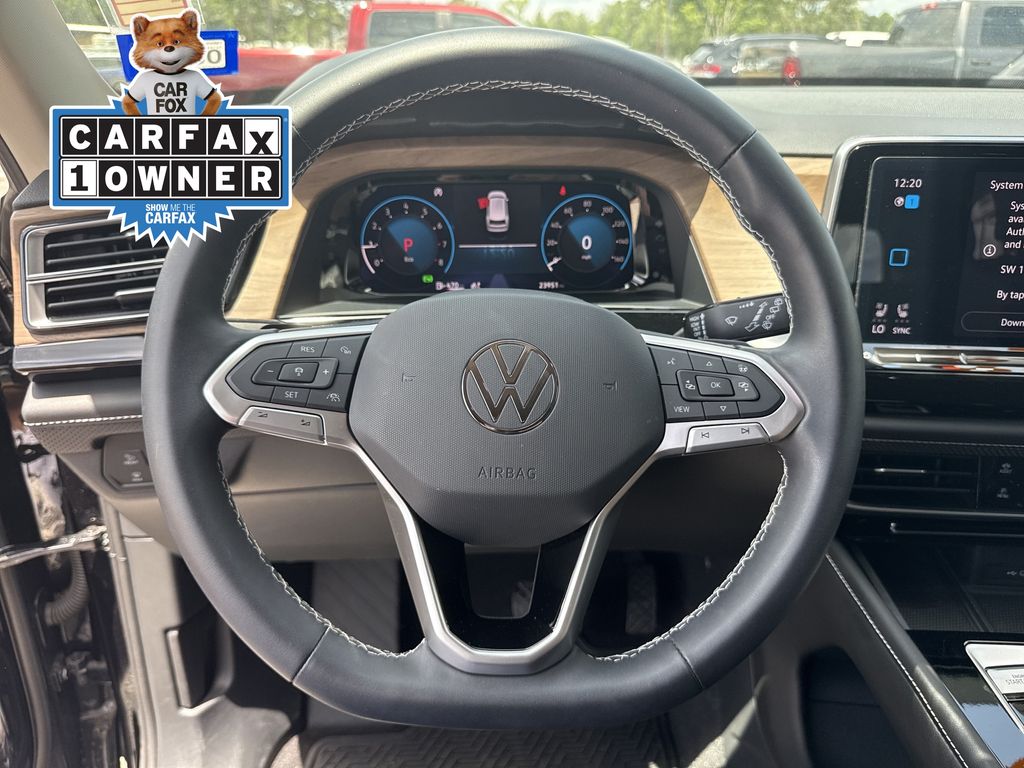 2024 Volkswagen Atlas 2.0T SE w/Technology Black at AutoSavvy Houston Southwest