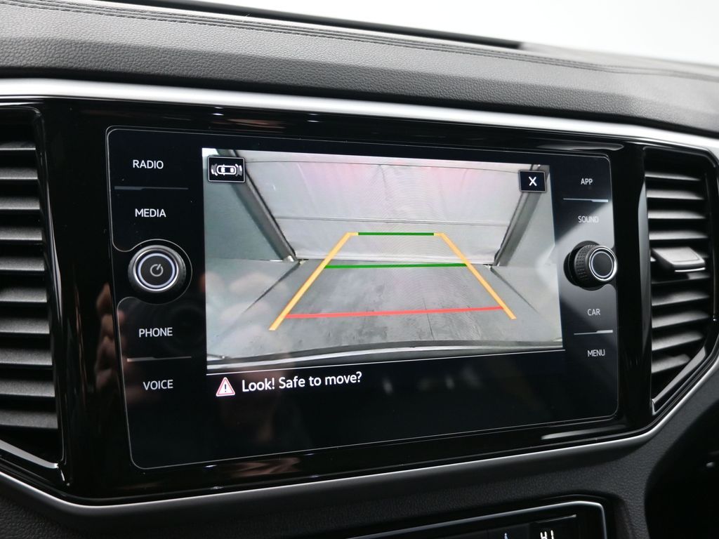 2022 Volkswagen Atlas Cross Sport 3.6L V6 SE w/Technology