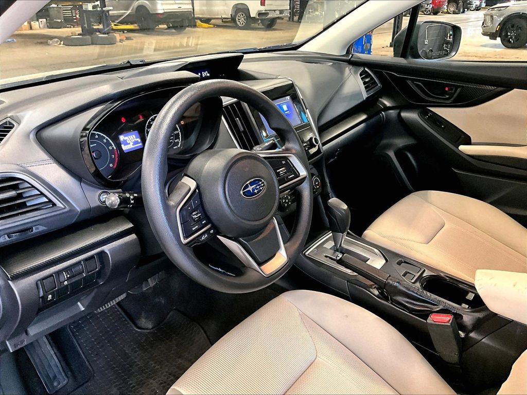 2017 Subaru Impreza — photo 8