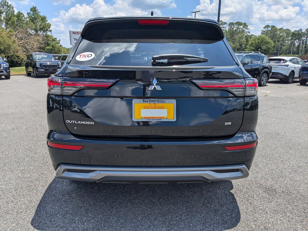 New 2025 Mitsubishi Outlander SUV
