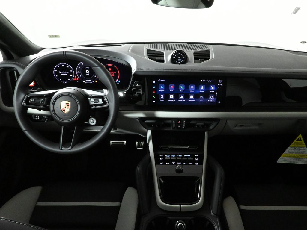 Thumbnail: 2026 Porsche Cayenne - 16