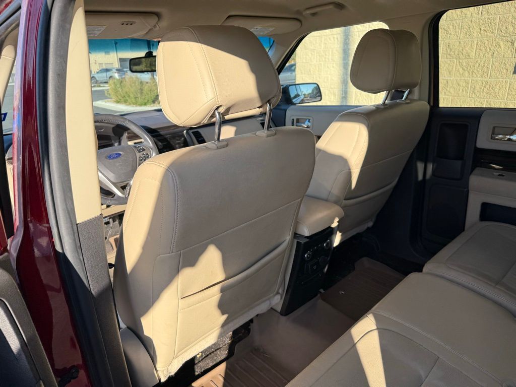 Thumbnail: 2014 Ford Flex - 9
