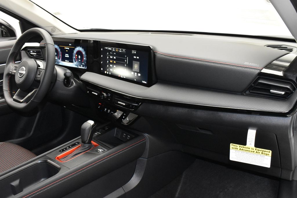 Thumbnail: 2026 Nissan Kicks - 24