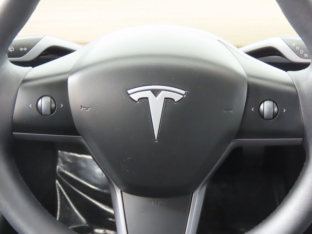 Thumbnail: 2023 Tesla Model 3 - 12