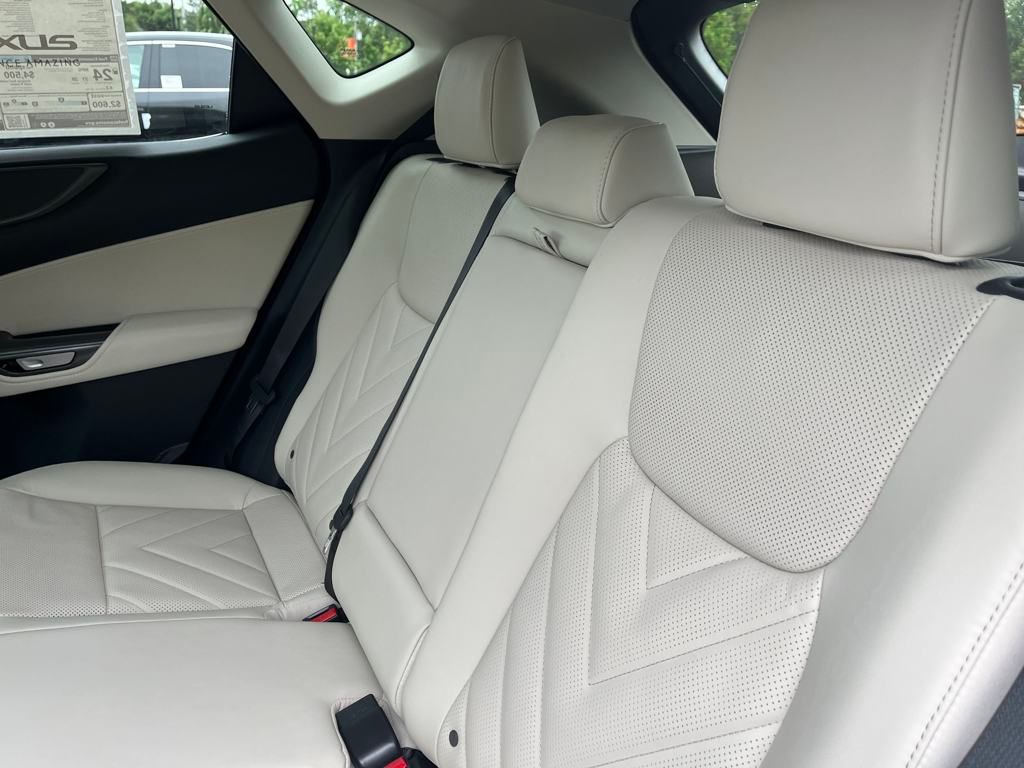 2026 Lexus NX 350 Luxury AWD photo 9