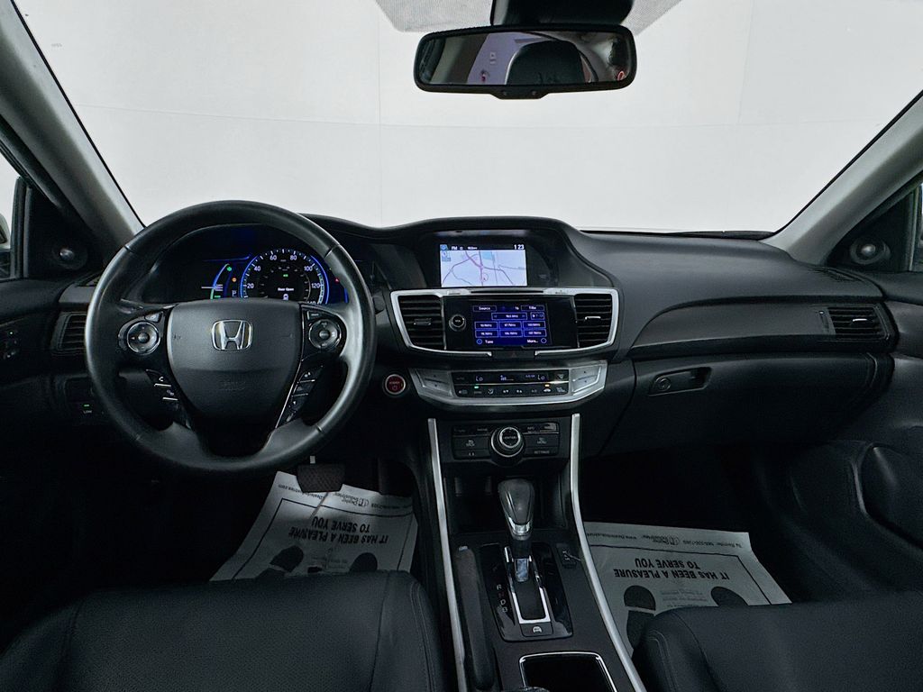 Used Car 2015 Honda Accord Hybrid  Touring For Sale Under $20,000 In Austin, Texas