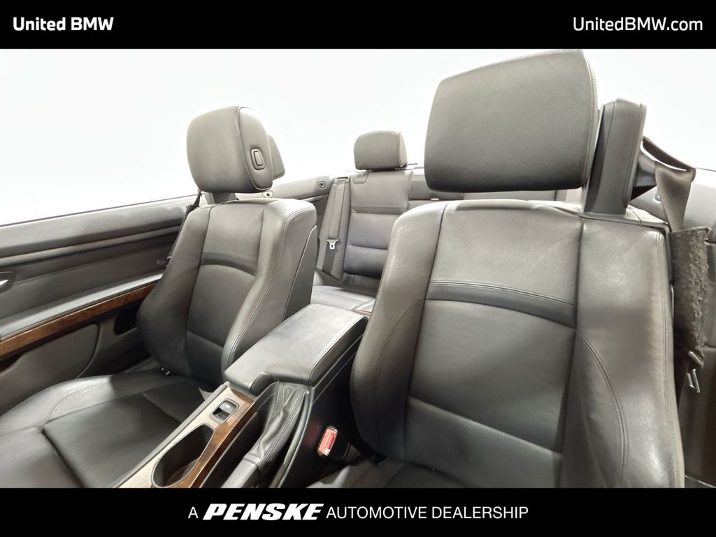 Thumbnail: 2009 BMW 3 Series - 13