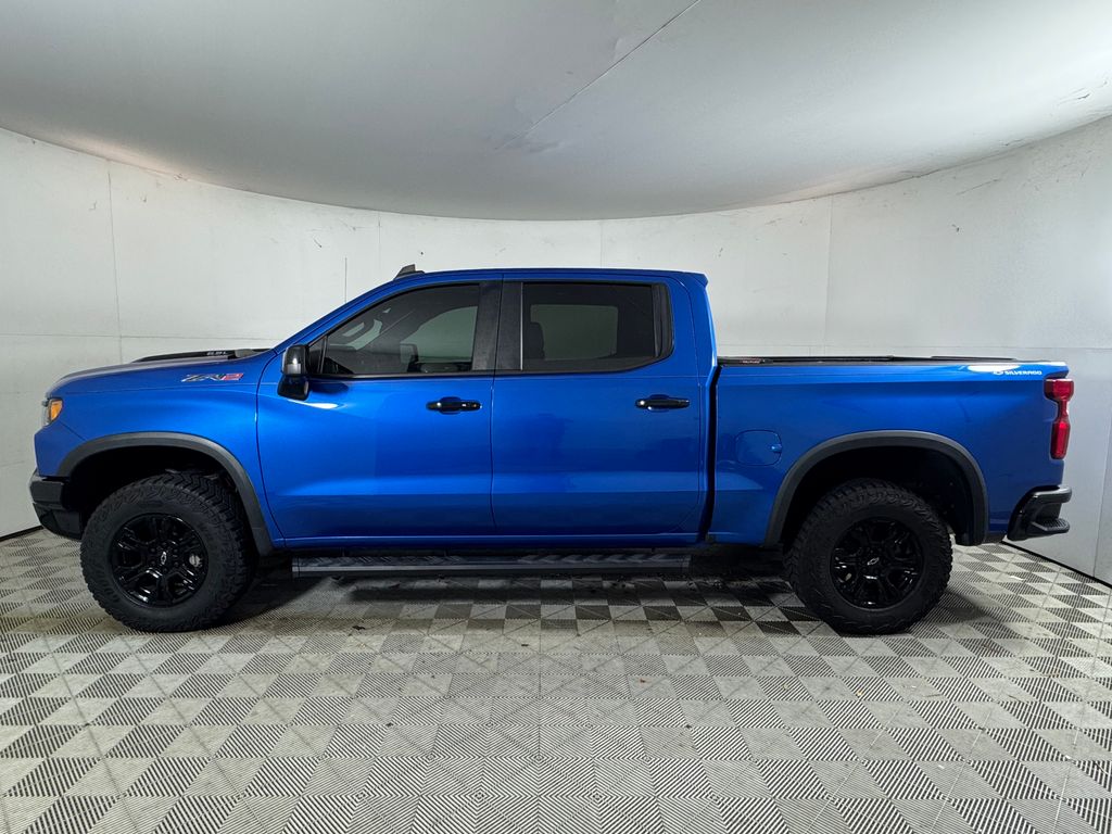 Used 2023 Blue Chevrolet ZR2 image 5