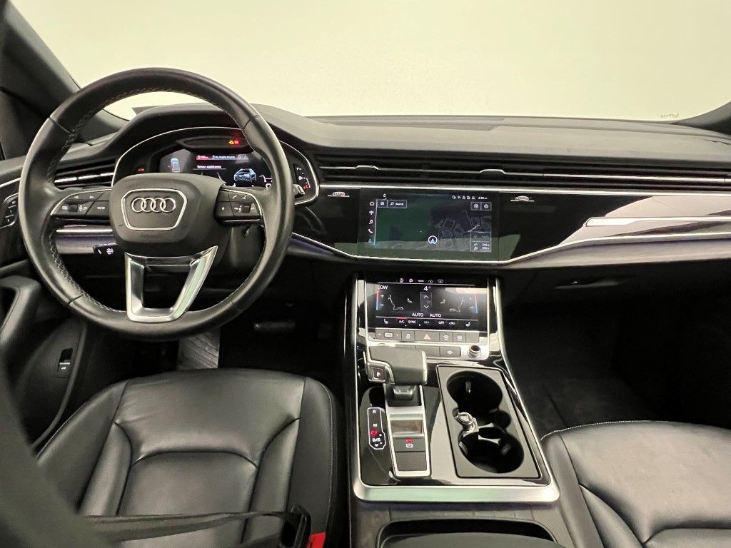 Thumbnail: 2021 Audi Q8 - 17