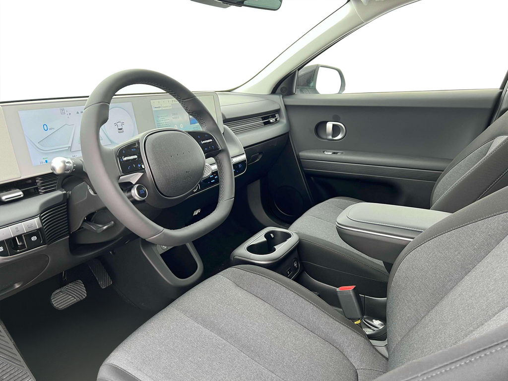 New 2024 Black Hyundai SEL image 15