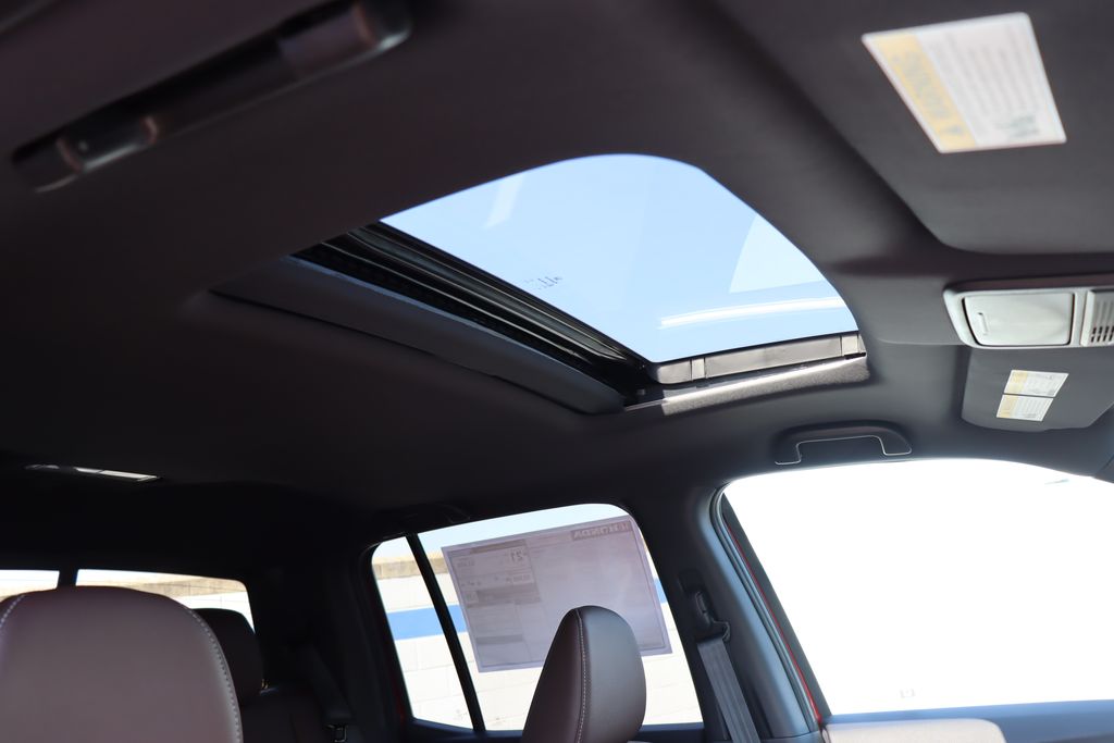 Thumbnail: 2025 Honda Ridgeline - 25