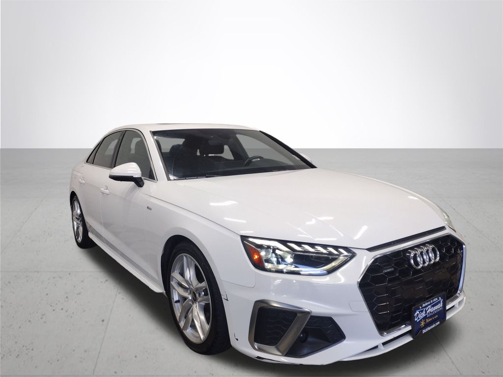2022 Audi A4 45 S line Premium Plus