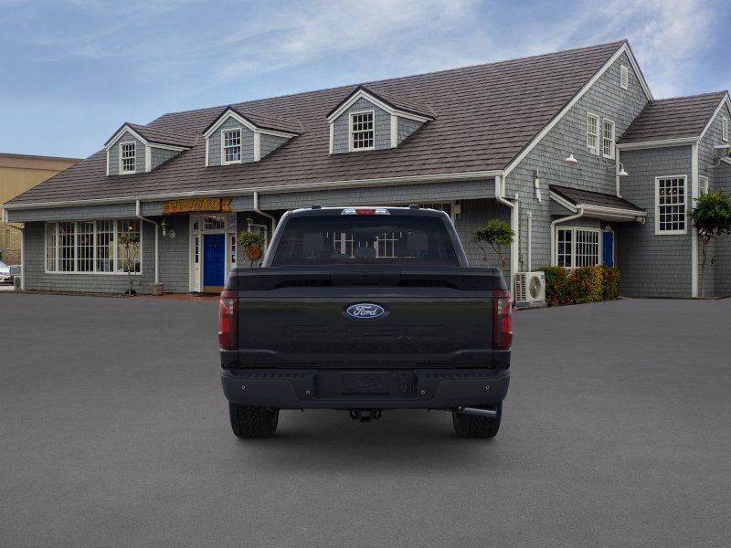 New 2025 Black Ford XL image 5