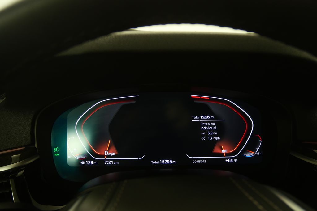 Thumbnail: 2023 BMW 5 Series - 20