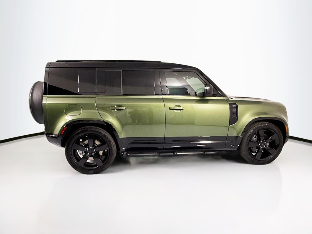 Thumbnail: 2026 Land Rover Defender - 4