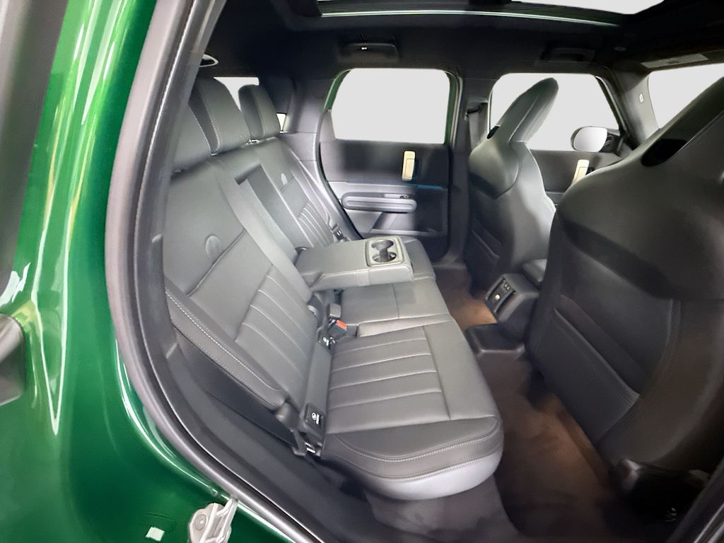 Thumbnail: 2027 MINI Cooper Countryman - 22