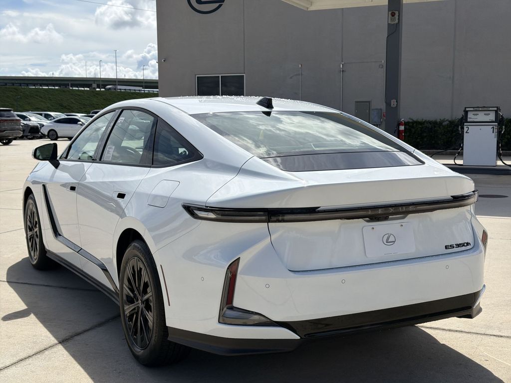 Thumbnail: 2026 Lexus ES - 10