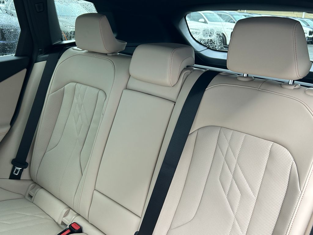 Thumbnail: 2026 BMW X3 - 32