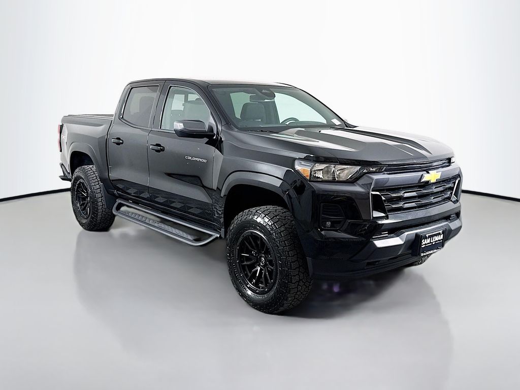 Black 2024 Chevrolet Colorado Pickup Truck Four-Wheel Drive 8-Speed Automatic