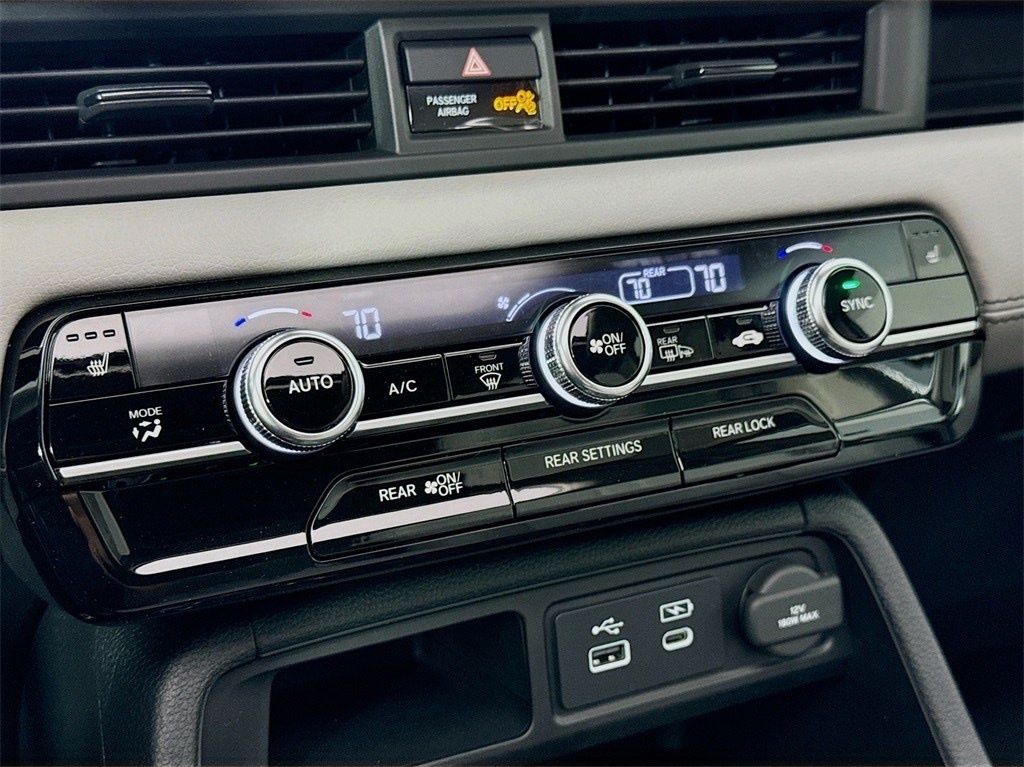 Used Car 2025 Honda Pilot  Touring For Sale Under $50,000 In Austin, Texas