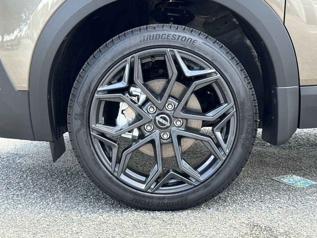 New 2026 Nissan Kicks SUV