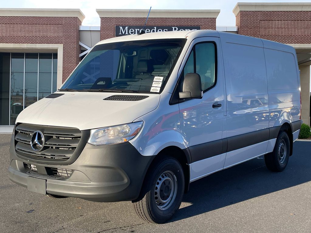 Thumbnail: 2025 Mercedes-Benz Sprinter - 2