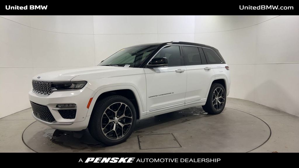 Thumbnail: 2023 Jeep Grand Cherokee - 4