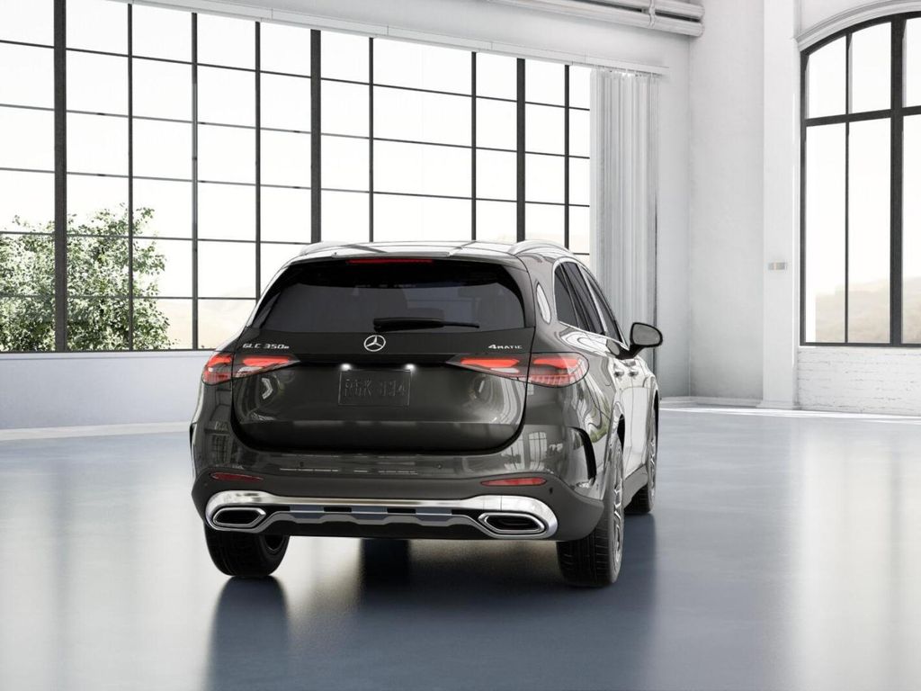 2025 Mercedes-Benz GLC 350 24