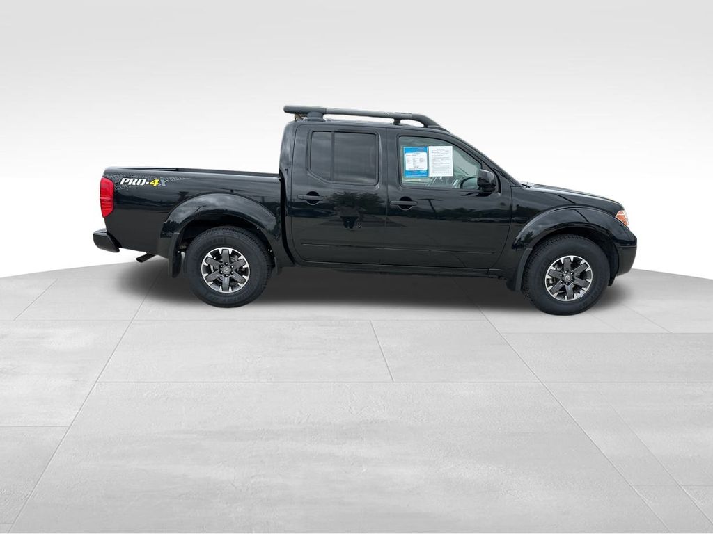 2020 Nissan Frontier PRO-4X 9