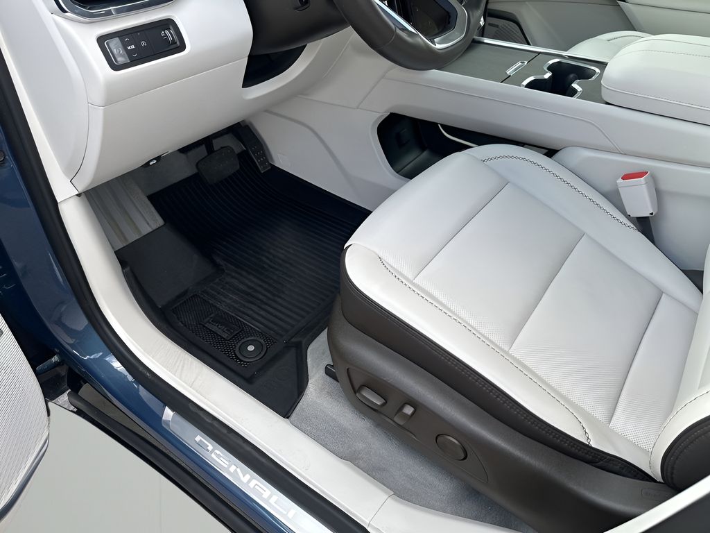 Used Car 2024 Gmc Acadia  Denali For Sale Under $50,000 In Austin, Texas