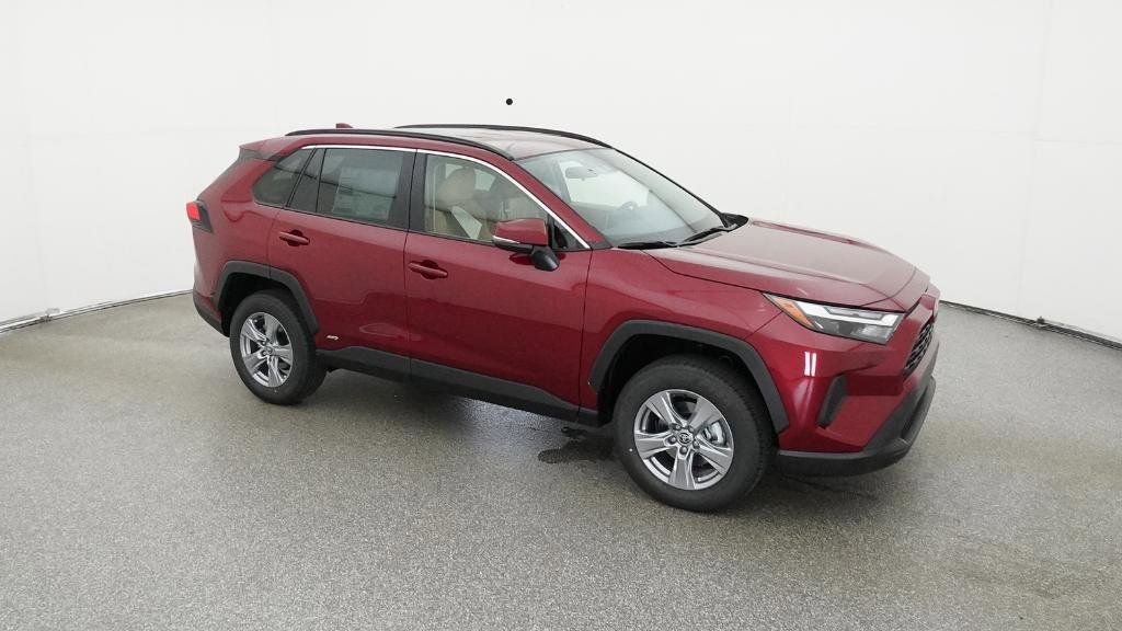 Thumbnail: 2025 Toyota RAV4 - 21