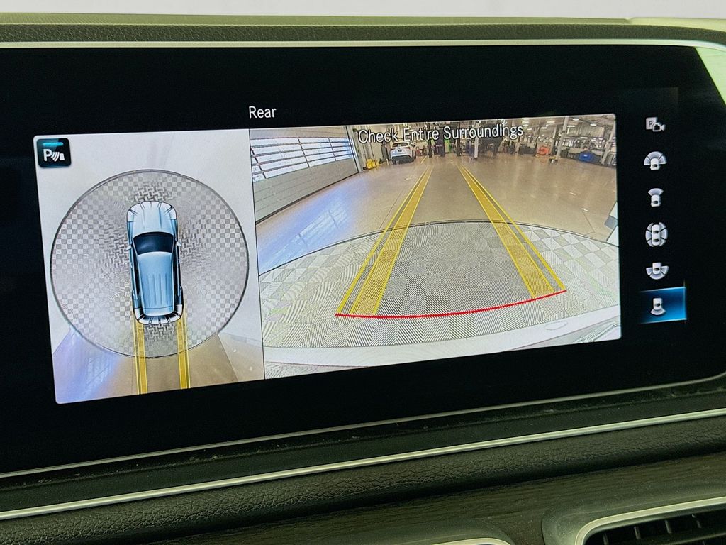 Thumbnail: 2022 Mercedes-Benz GLE - 14