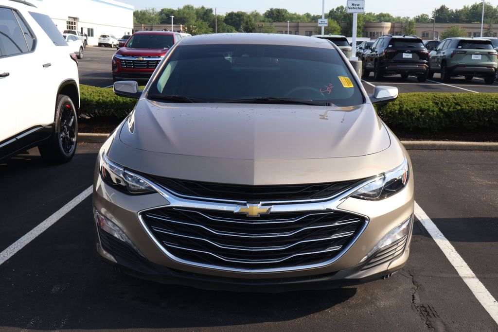 Thumbnail: 2023 Chevrolet Malibu - 2