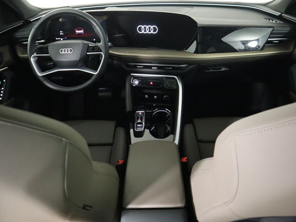 Thumbnail: 2025 Audi Q5 - 14