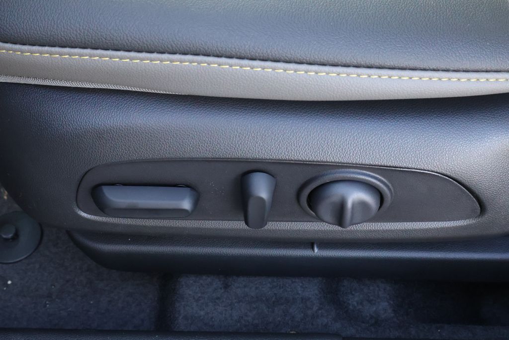 Thumbnail: 2026 Chevrolet Trax - 16