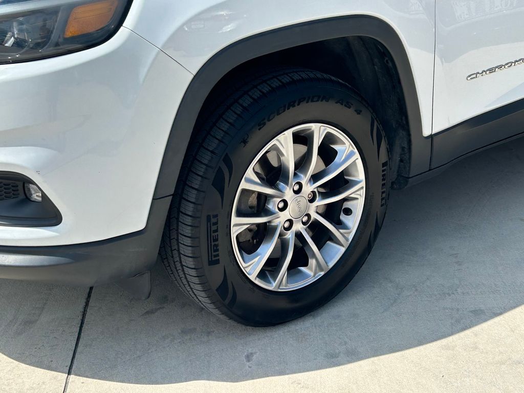 Used 2019 Jeep Cherokee SUV