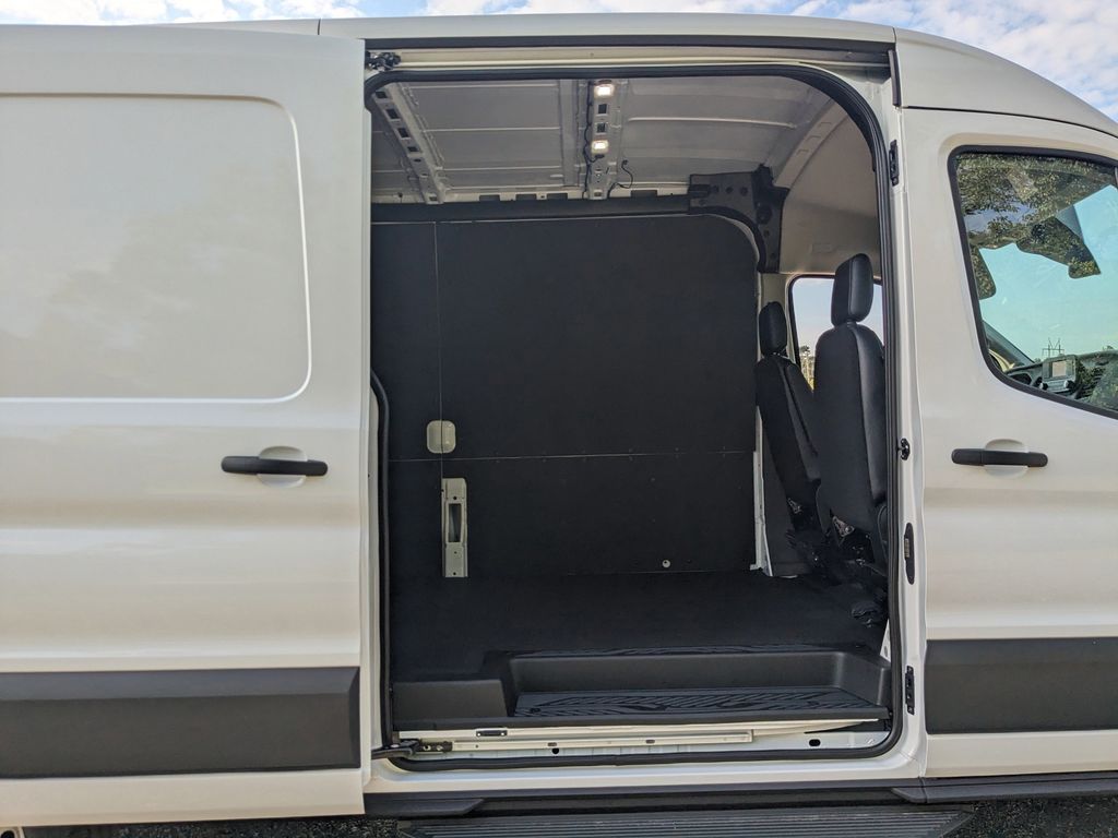 2025 Ford Transit 250