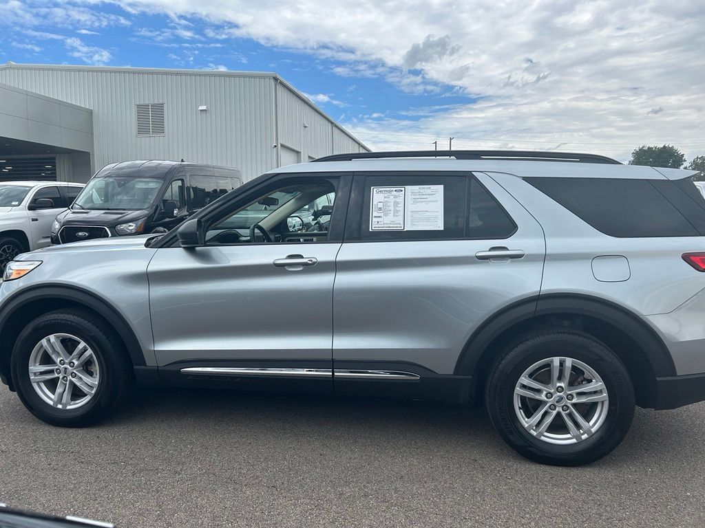 Certified Used 2024 Silver Ford XLT image 5