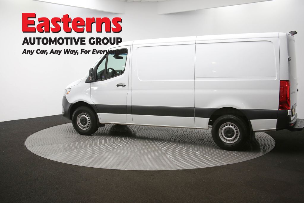 Used 2019 White Freightliner Base image 57