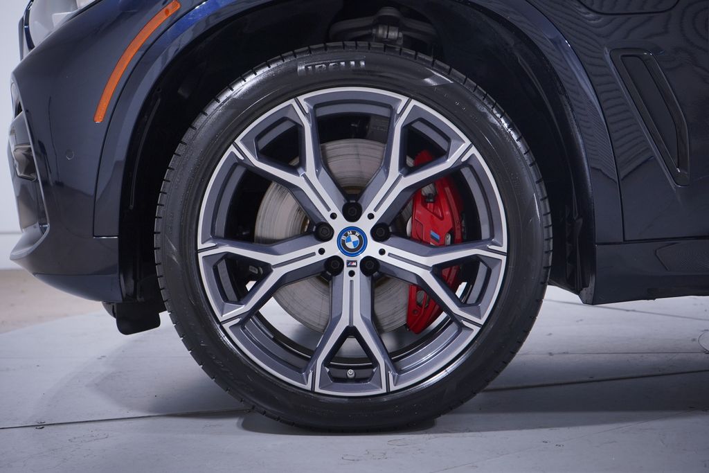 Thumbnail: 2022 BMW X5 - 2