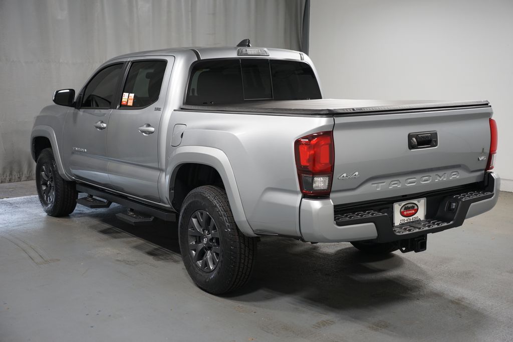 View vehicle photo 6