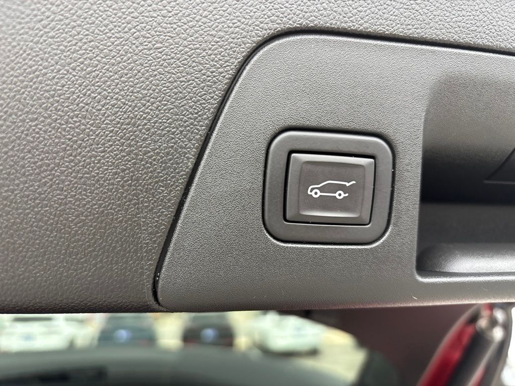 Used 2023 Buick Envision SUV