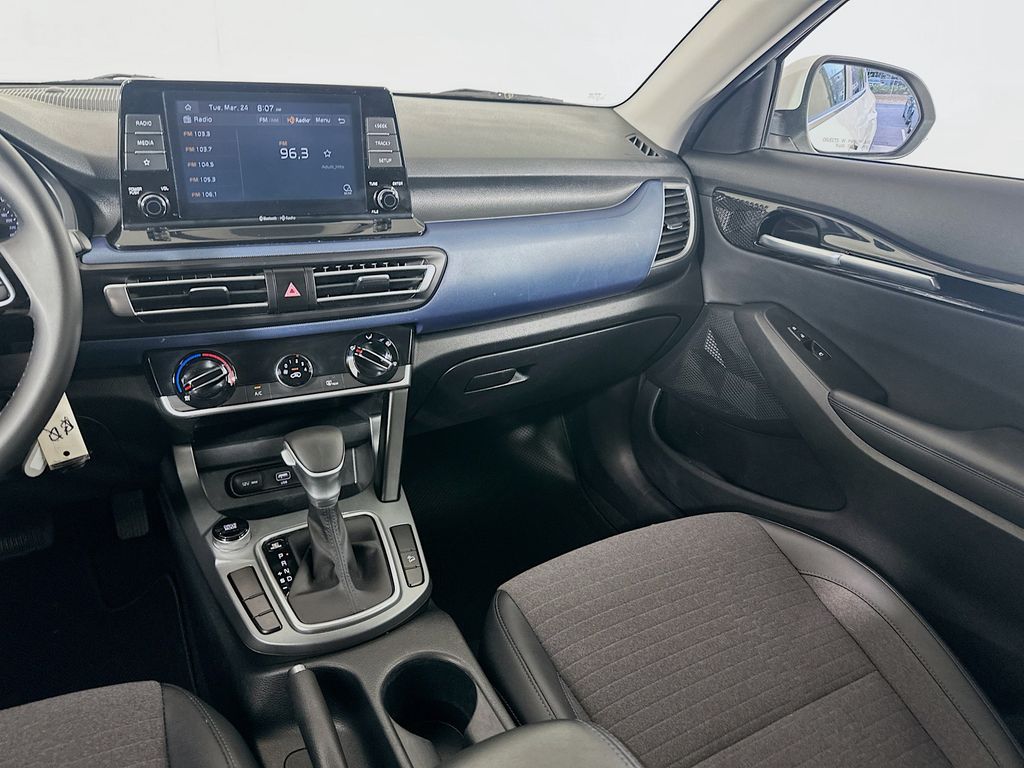 Thumbnail: 2021 Kia Seltos - 22