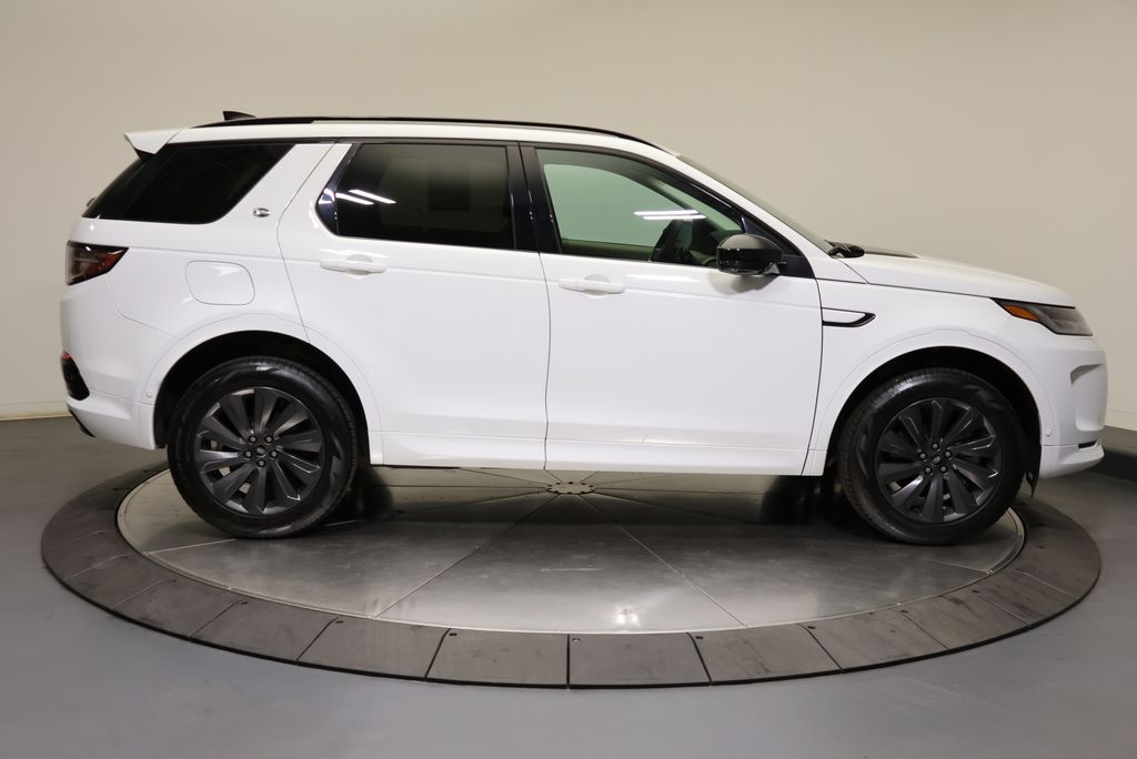 Thumbnail: 2025 Land Rover Discovery Sport - 6