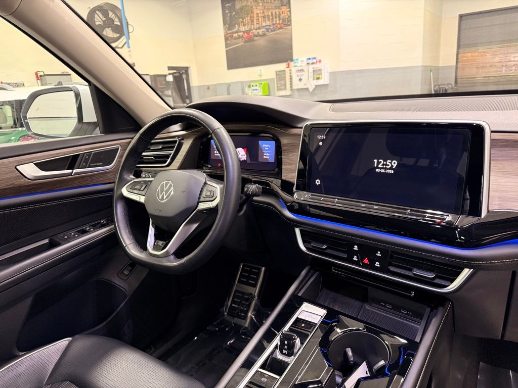 Thumbnail: 2024 Volkswagen Atlas - 31