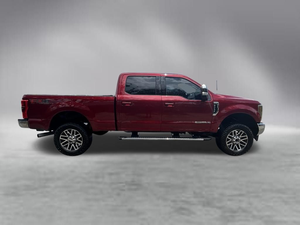 Used 2017 Red Ford Lariat image 3